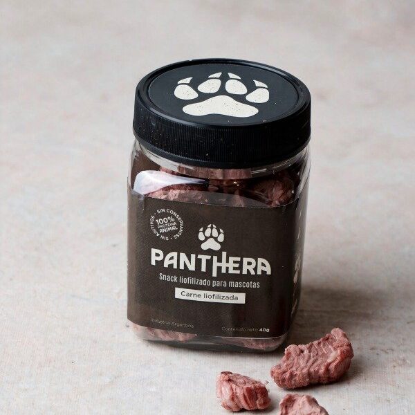 Snack de carne vacuna liofilizada para perros y gatos x 40 g - Panthera