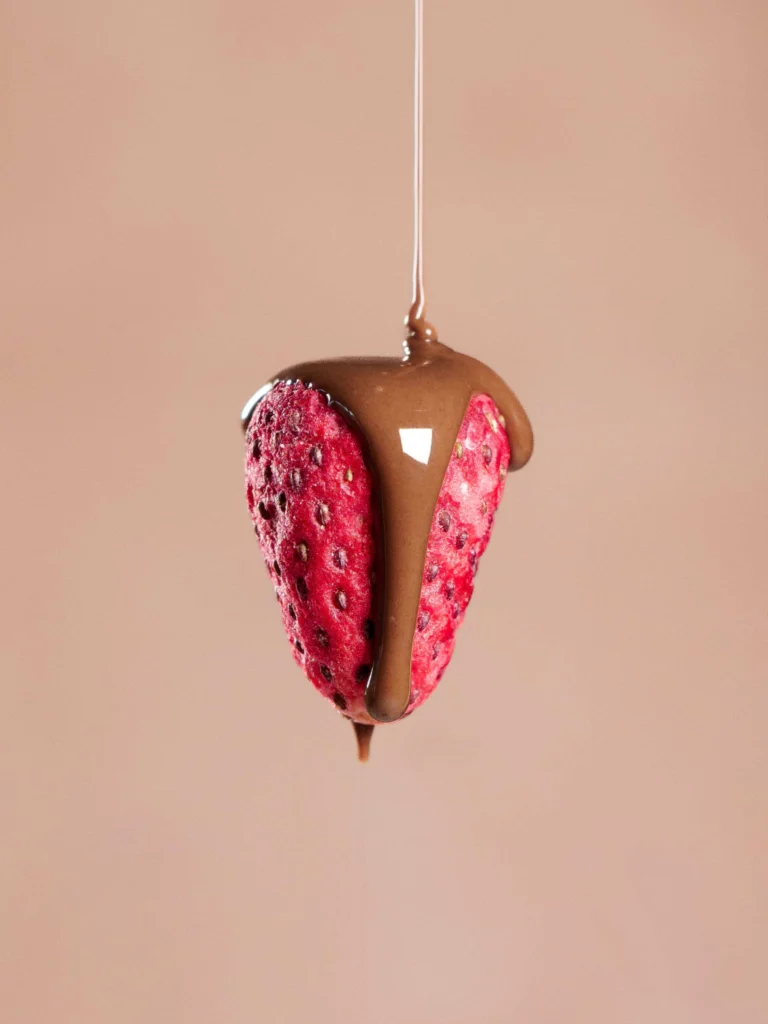 Frutillas liofilizadas bañadas en chocolate con leche x 65 g - Pomona